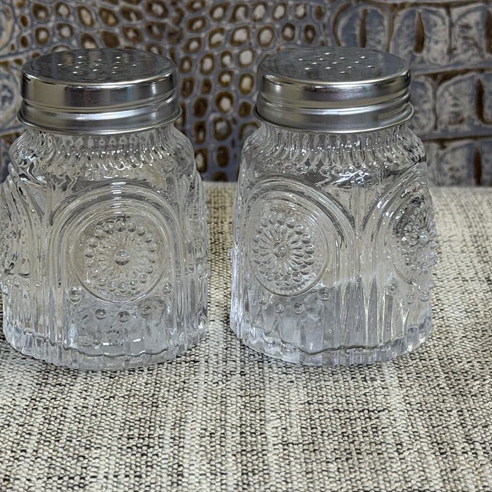 Pioneer Woman Adeline Pressed Glass Salt Pepper Shaker Set Clear